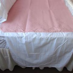 Comfortcare Reusable Bed Pad with tucks - 85cm x 135cm - 4 ltr (Pink)