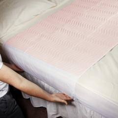 Sonoma Washable Bed Pad with Flaps (pink) 85 x 95 cms